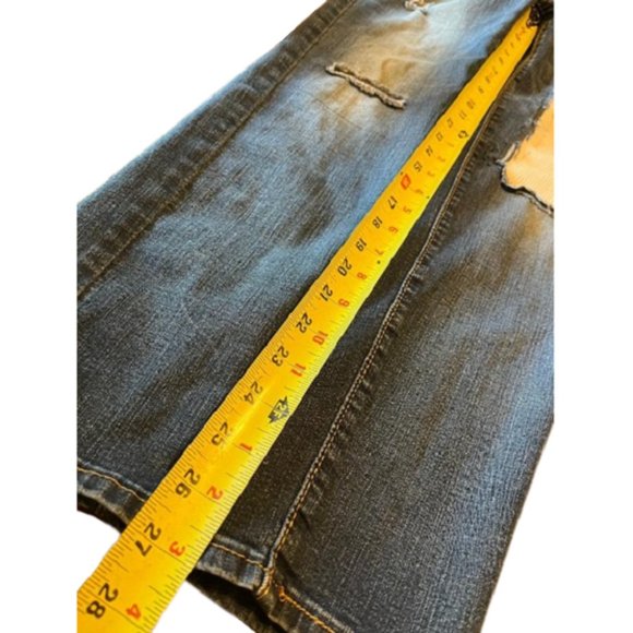 Distressed Ripped Patched Jeggings - Picture 6 of 10